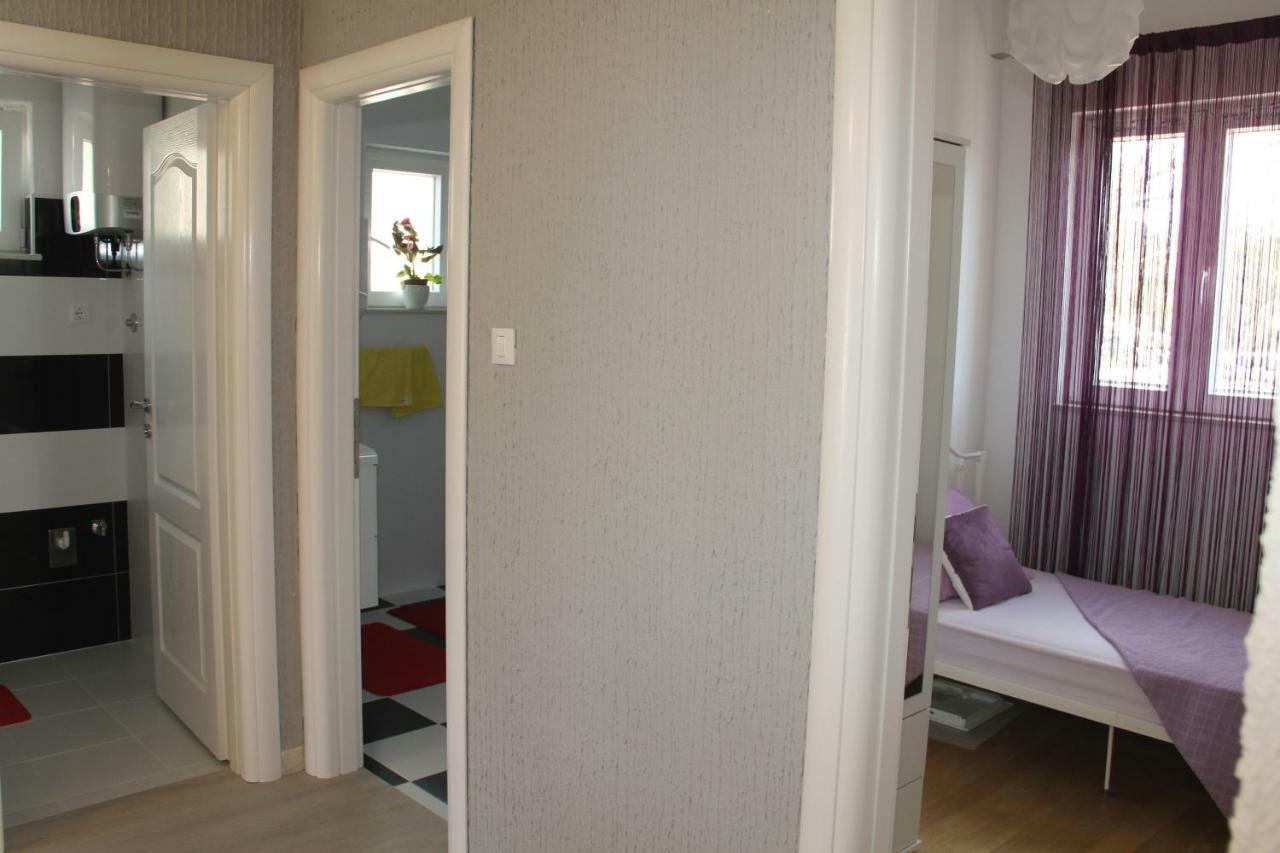 Apartmani Corleone Bilice Kültér fotó